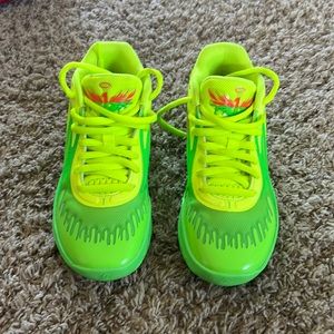 Puma M.E.L.O nickelodeon, slime